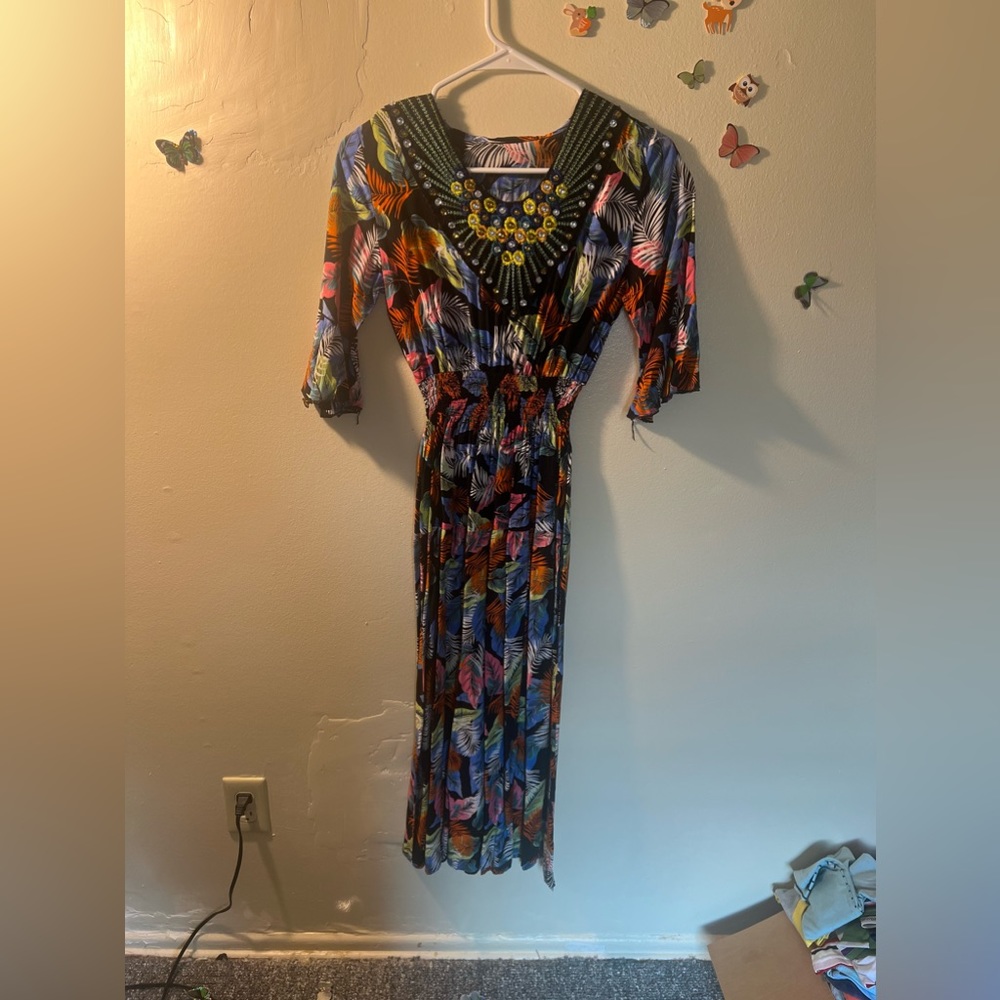 Dress - Picture 3 of 3